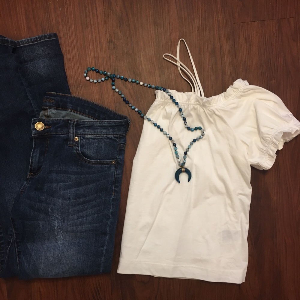 White cold shoulder halter top